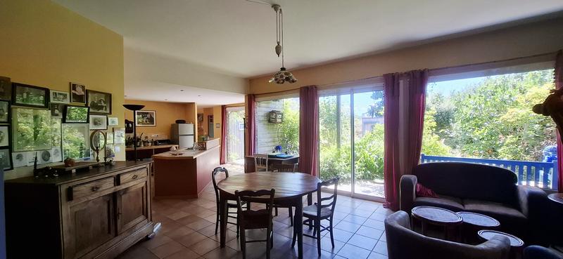 Maison - 135 m² - 6 pièces