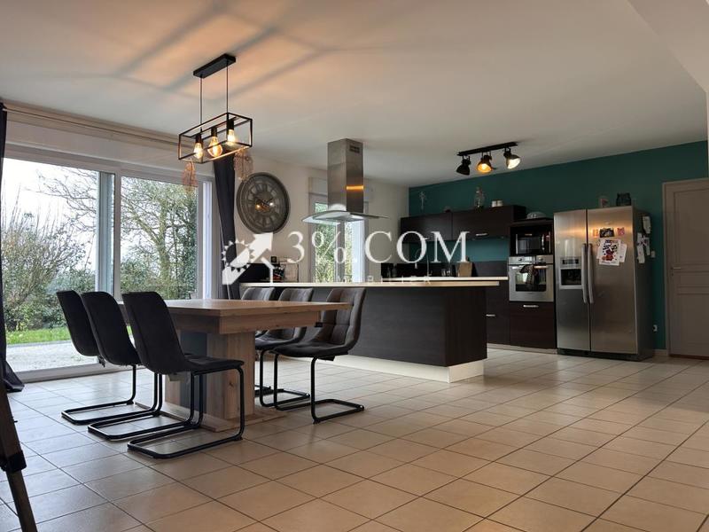 Maison de campagne - 200 m² - 6 pièces