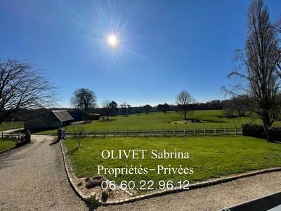 Propriété - 270 m² - 8 pièces