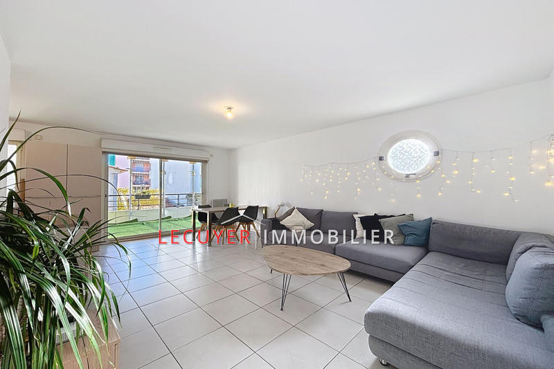 Appartement - 81 m² - 4 pièces