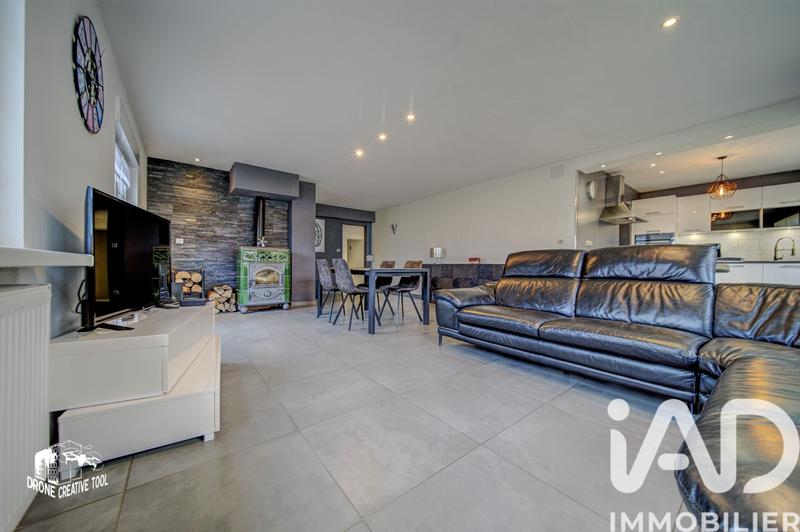 Maison - 230 m² - 7 pièces