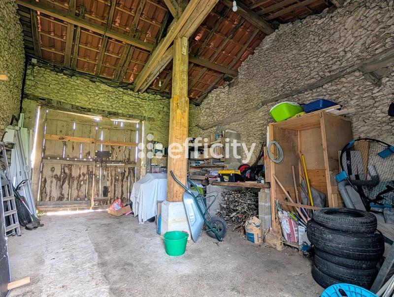 Maison - 205 m² - 10 pièces