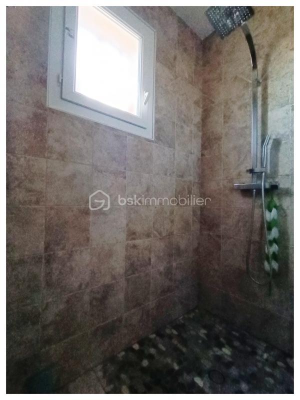 Maison - 75 m² - 3 pièces