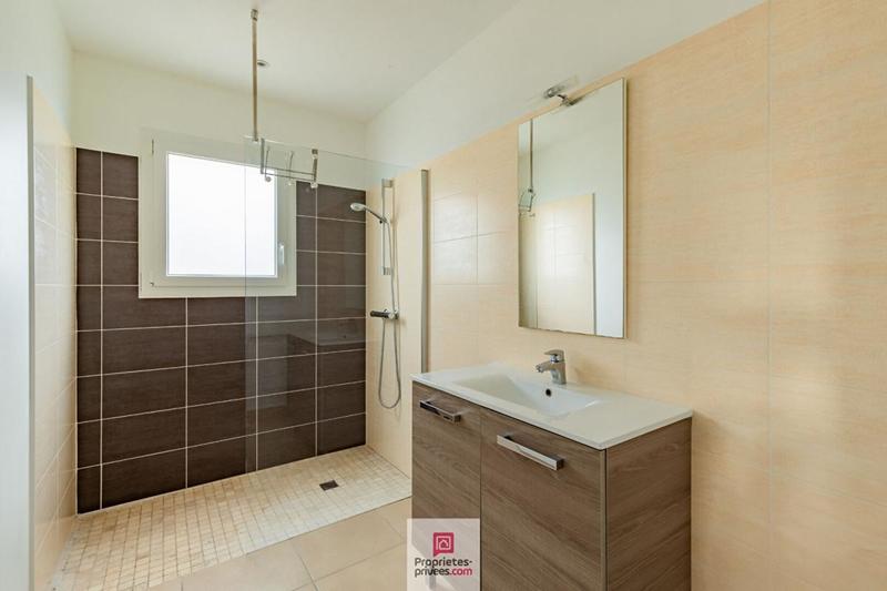 Maison - 98 m² - 4 pièces