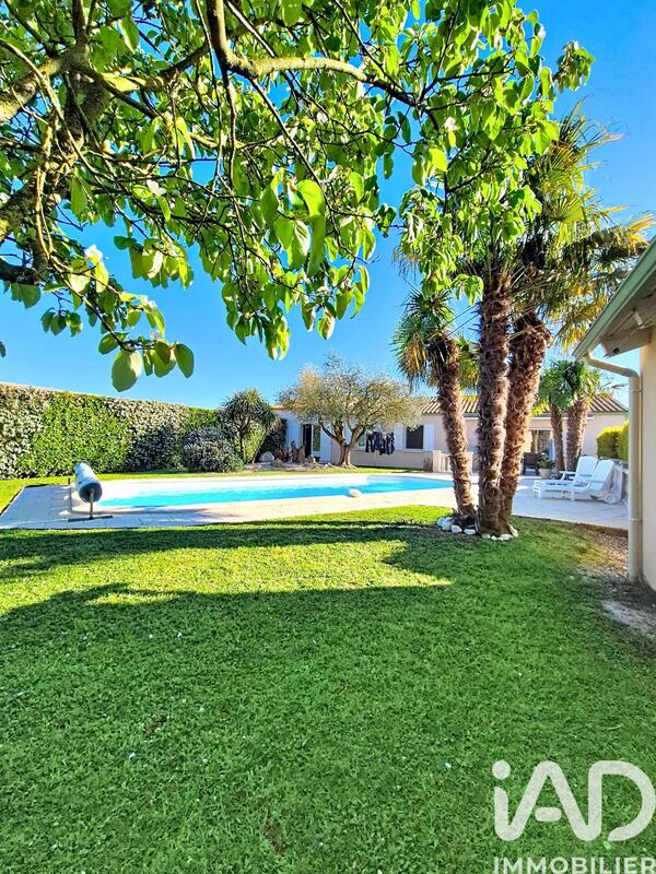 Maison - 139 m² - 6 pièces