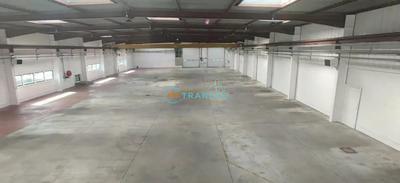 Local d'activité / Entrepôt - 5 707 m²
