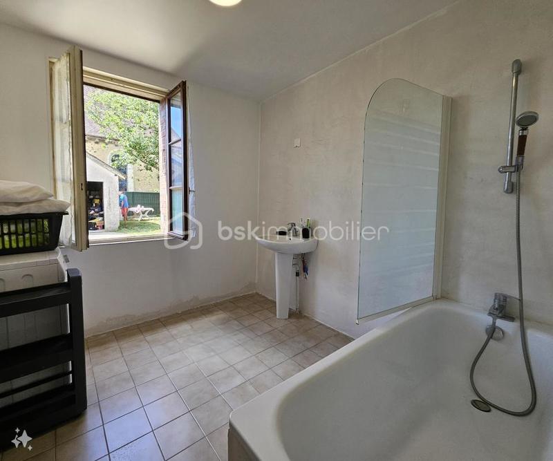 Maison de village - 84 m² - 4 pièces