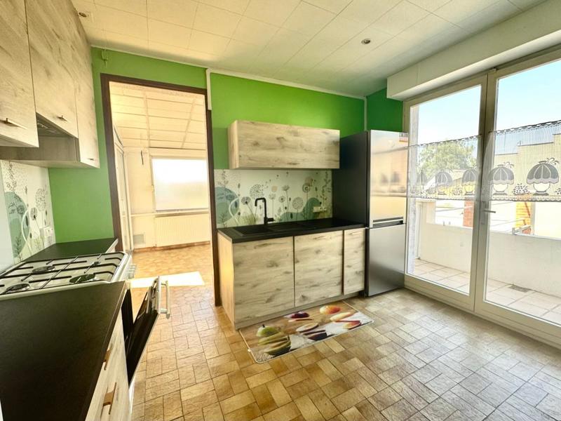 Maison - 90 m² - 3 pièces