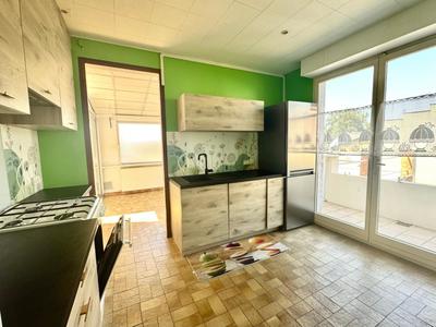 Maison - 90 m² - 3 pièces