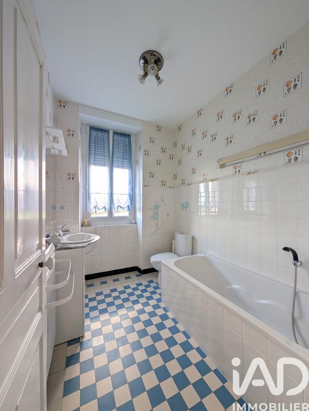 Maison - 169 m² - 7 pièces