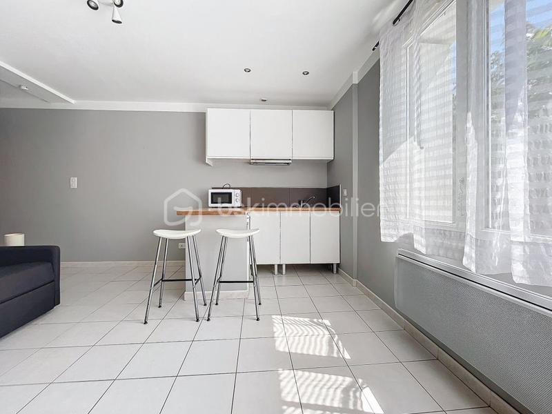 Immeuble - 256 m² - 12 pièces