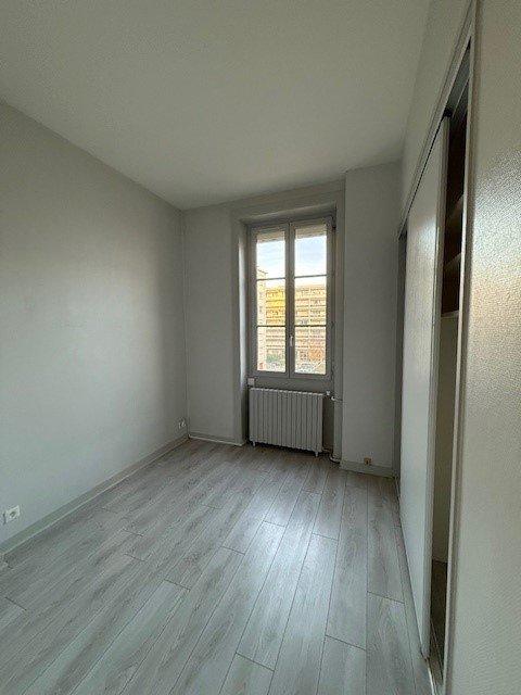 Appartement - 97 m² - 3 pièces