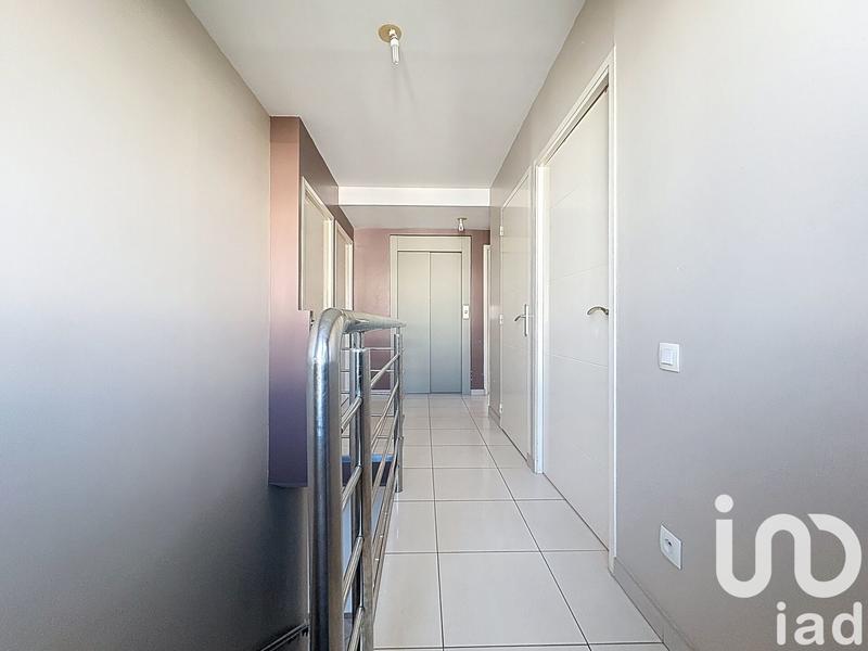 Maison - 212 m² - 9 pièces