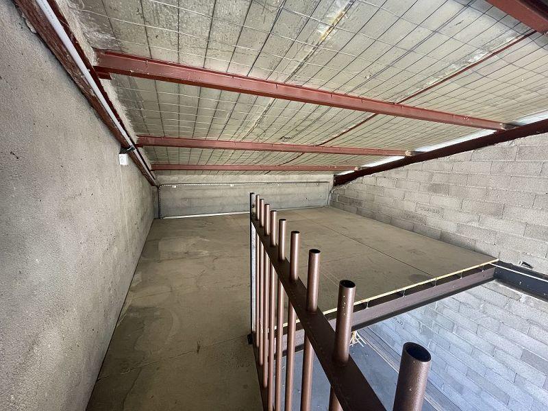 Local commercial - 130 m² - 2 pièces