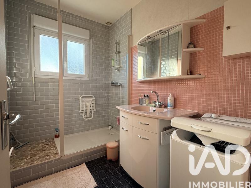 Maison - 90 m² - 6 pièces