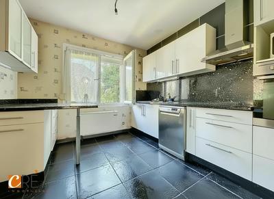 Maison - 115 m² - 6 pièces