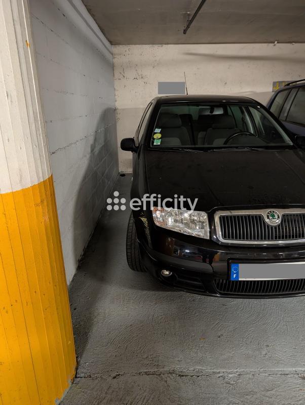 Parking - 11 m²