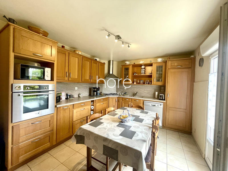 Maison traditionnelle - 113 m² - 5 pièces