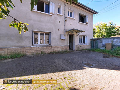 Maison de village - 125 m² - 7 pièces