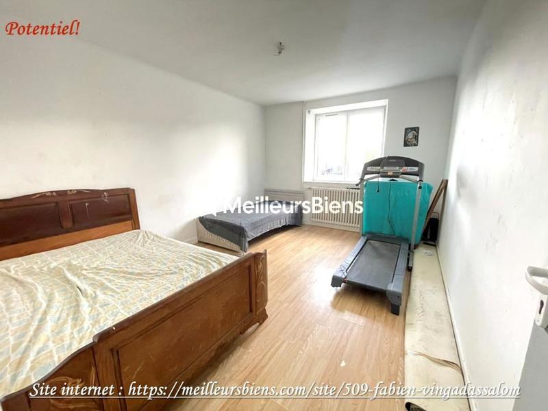 Propriété - 195 m² - 8 pièces