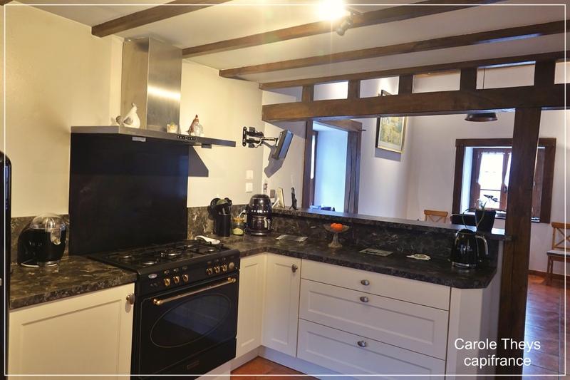 Maison - 221 m² - 9 pièces