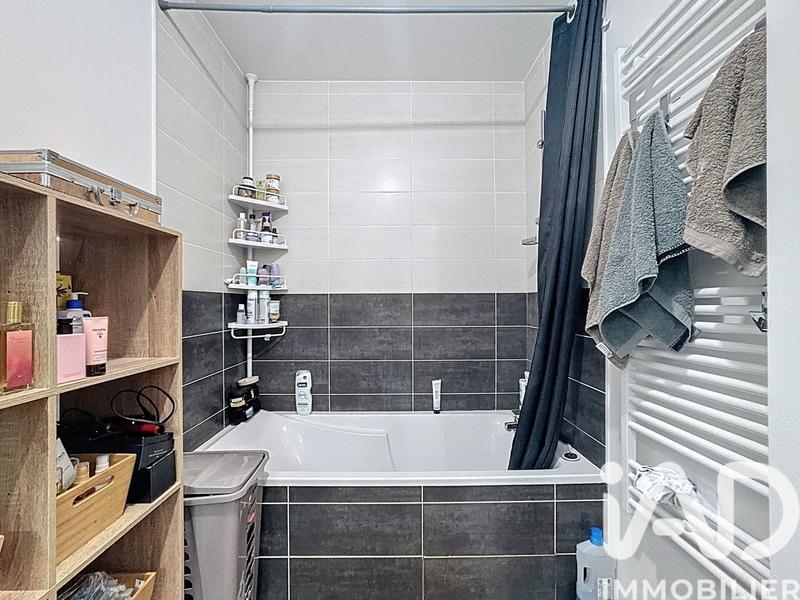 Appartement - 84 m² - 4 pièces