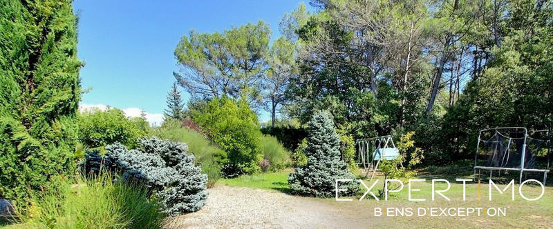 Villa - 209 m² - 5 pièces