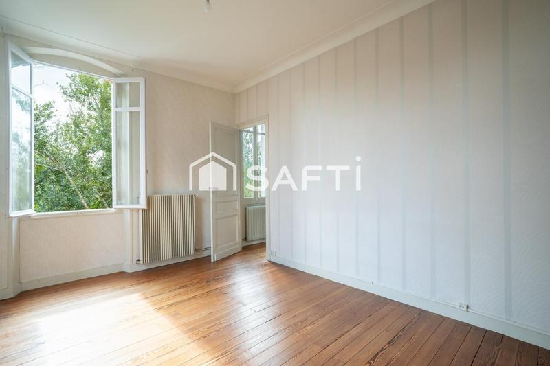 Maison de maîtres - 245 m² - 6 pièces