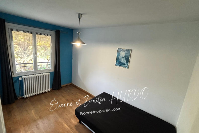 Maison - 157 m² - 9 pièces