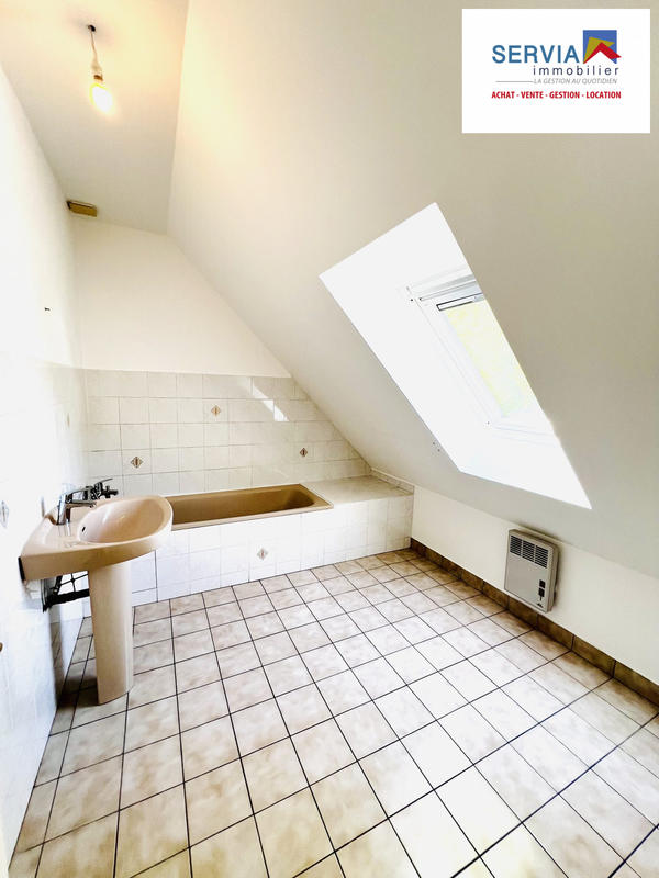 Maison - 97 m² - 6 pièces