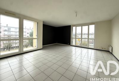 Appartement - 76 m² - 4 pièces