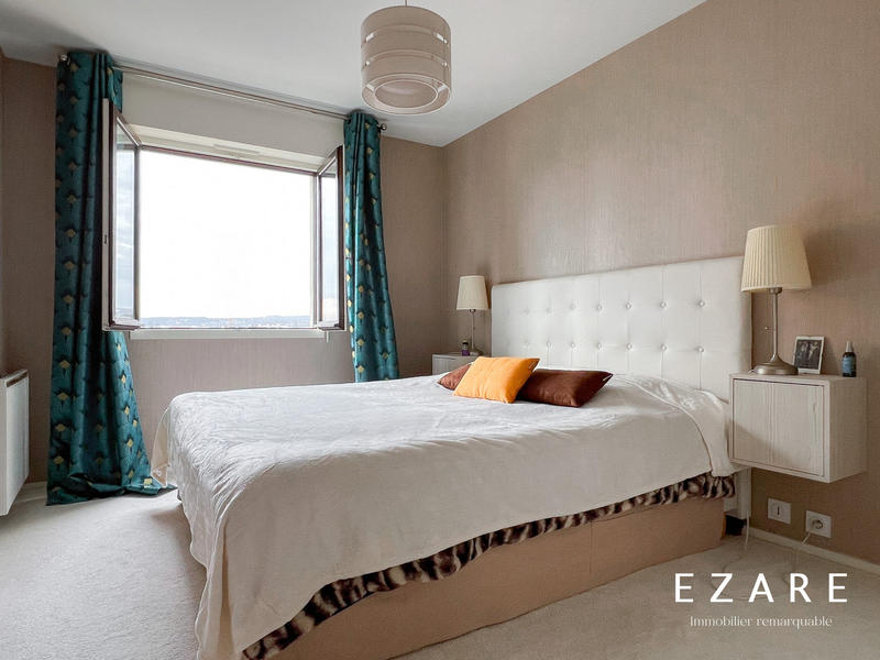 Appartement - 110 m² - 6 pièces