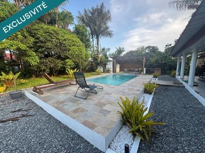 Maison - 136 m² - 5 pièces