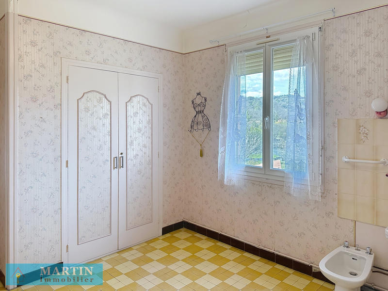 Maison - 137 m² - 5 pièces