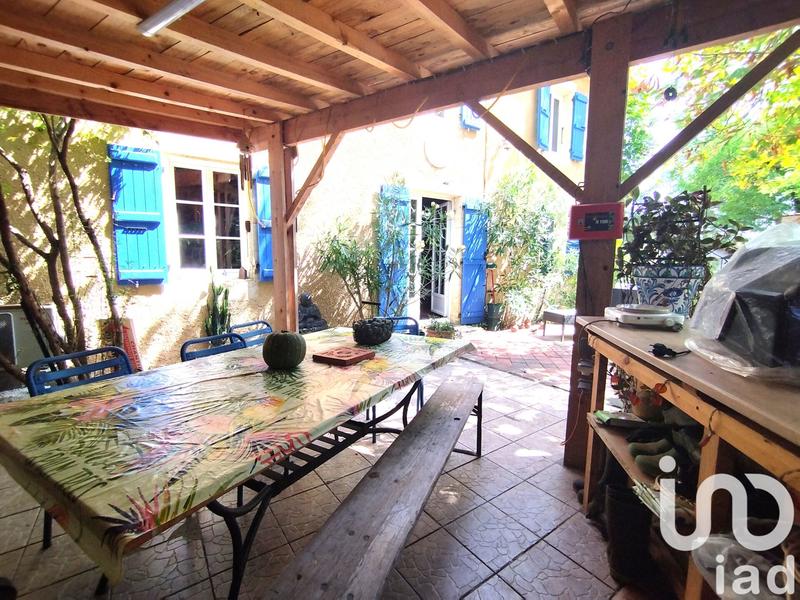 Maison - 235 m² - 8 pièces