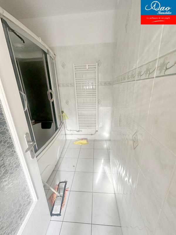 Maison - 105 m² - 4 pièces