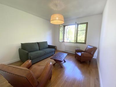 Maison - 96 m² - 5 pièces