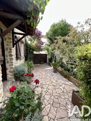 Maison de ville - 80 m² - 5 pièces