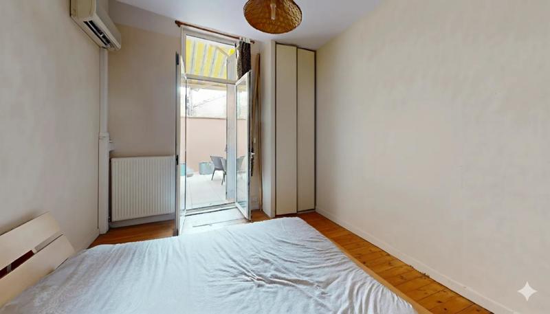 Maison - 231 m² - 10 pièces