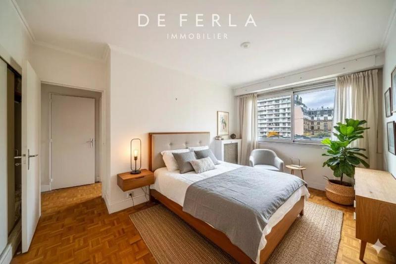 Appartement - 85 m² - 4 pièces