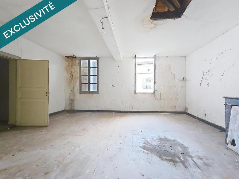 Maison - 230 m² - 8 pièces