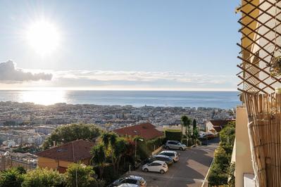 Appartement - 94 m² - 3 pièces