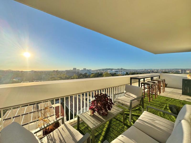 Appartement - 80 m² - 4 pièces