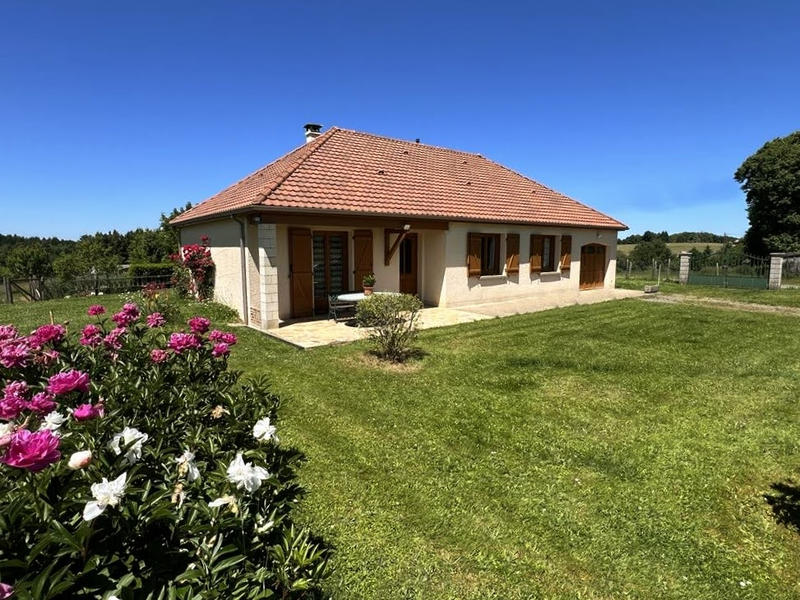 Maison - 90 m² - 5 pièces