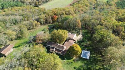 Propriété - 327 m² - 10 pièces