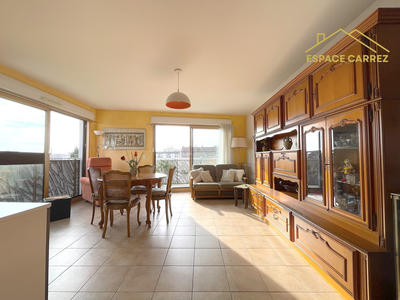 Appartement - 80 m² - 3 pièces