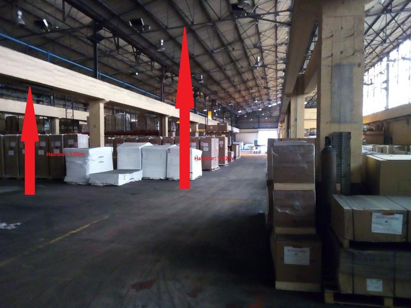 Entrepôt - 4 840 m²