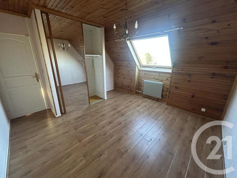 Maison - 96 m² - 5 pièces