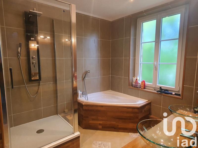 Maison - 132 m² - 6 pièces