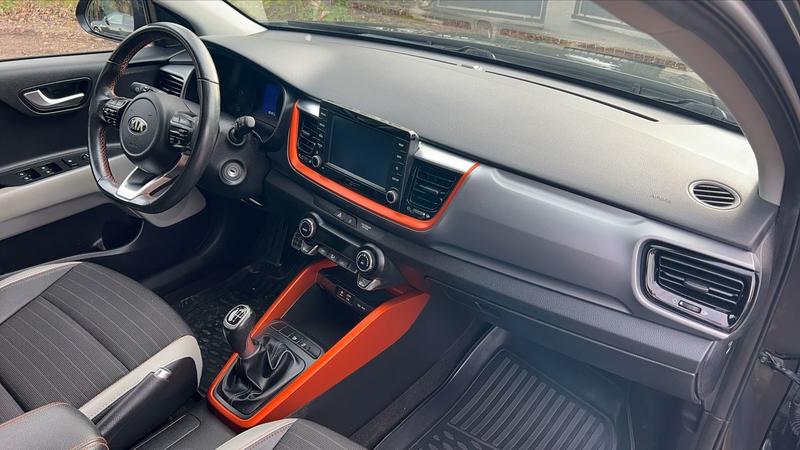 Kia Stonic 1.0 GDi 100 Design Business